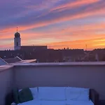 Designer Penthouse In St Johannes, Toller Ausblick Ueber Den Daechern Nuernbergs Lägenhet *