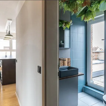 Designer Penthouse In St Johannes, Toller Ausblick Ueber Den Daechern Nuernbergs דירה