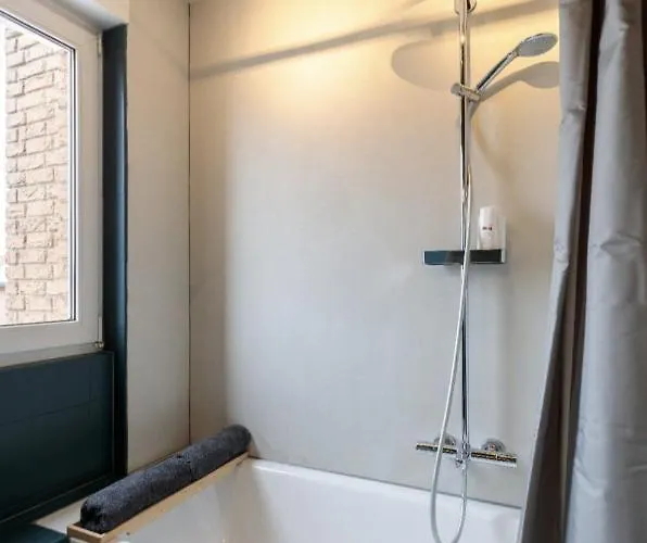 شقة Designer Penthouse In St Johannes, Toller Ausblick Ueber Den Daechern Nuernbergs *