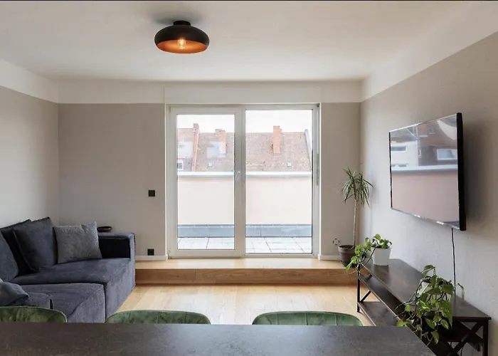 Designer Penthouse In St Johannes, Toller Ausblick Ueber Den Daechern Nuernbergs